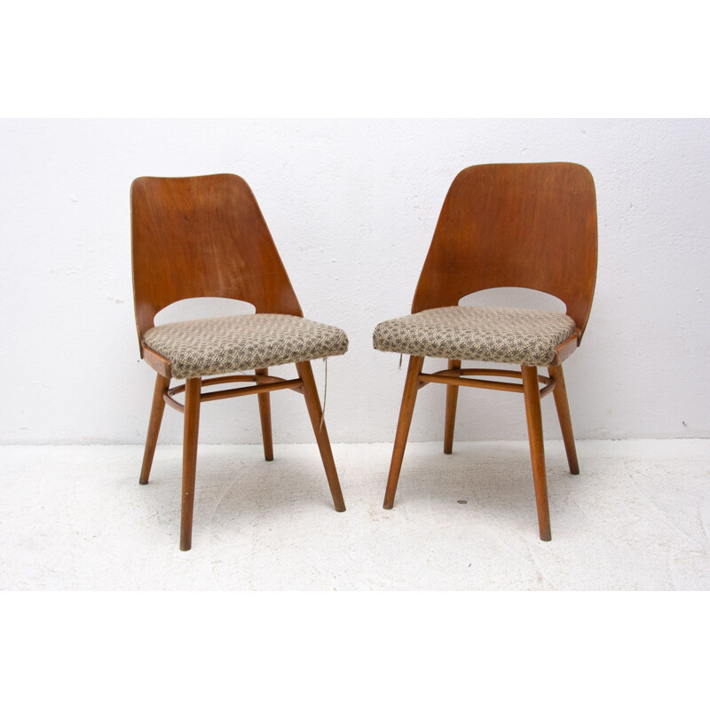 Pair of vintage bentwood chairs by Radomír Hofman for Ton, Czechoslovakia 1960