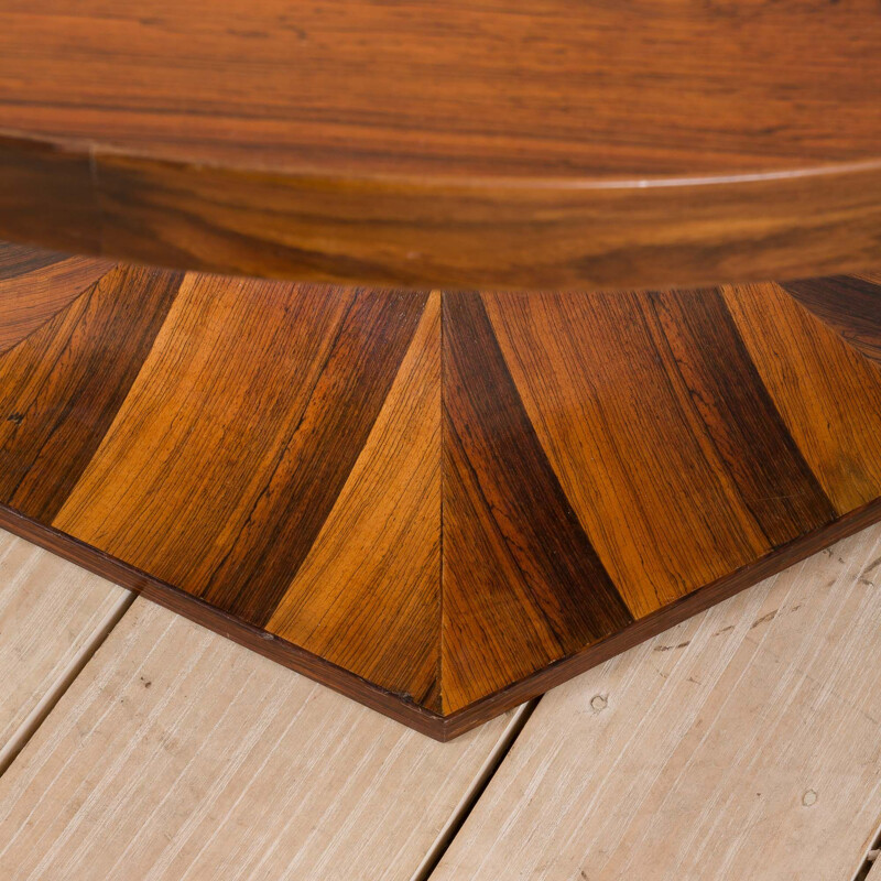 Rosewood vintage round dining table "Clessidra" by Carlo de Carli, Italy 1960s