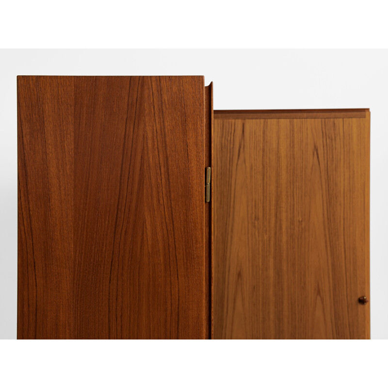 Mid century Danish cabinet with 2 doors in teak by Omann Jun, 1960s