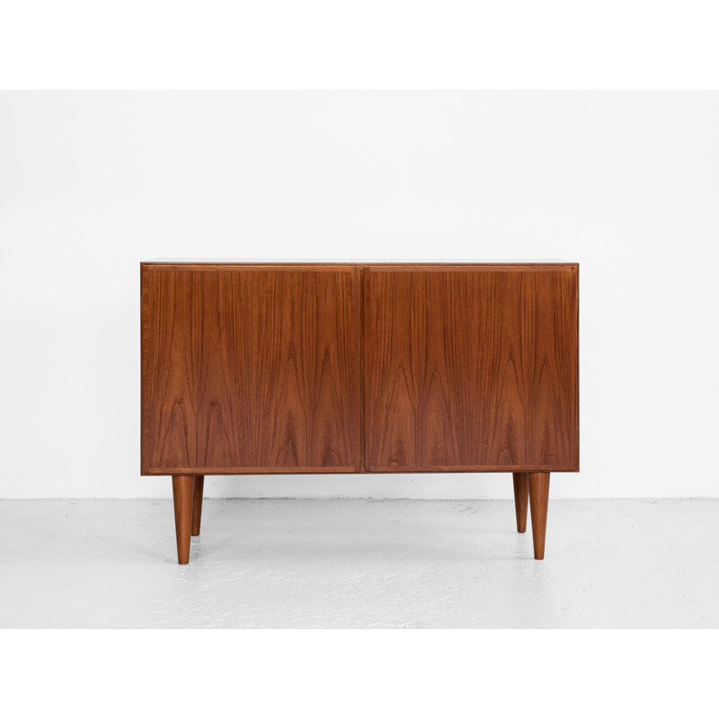 Midcentury Danish 2-door sideboard in teak by Omann Jun, 1960s