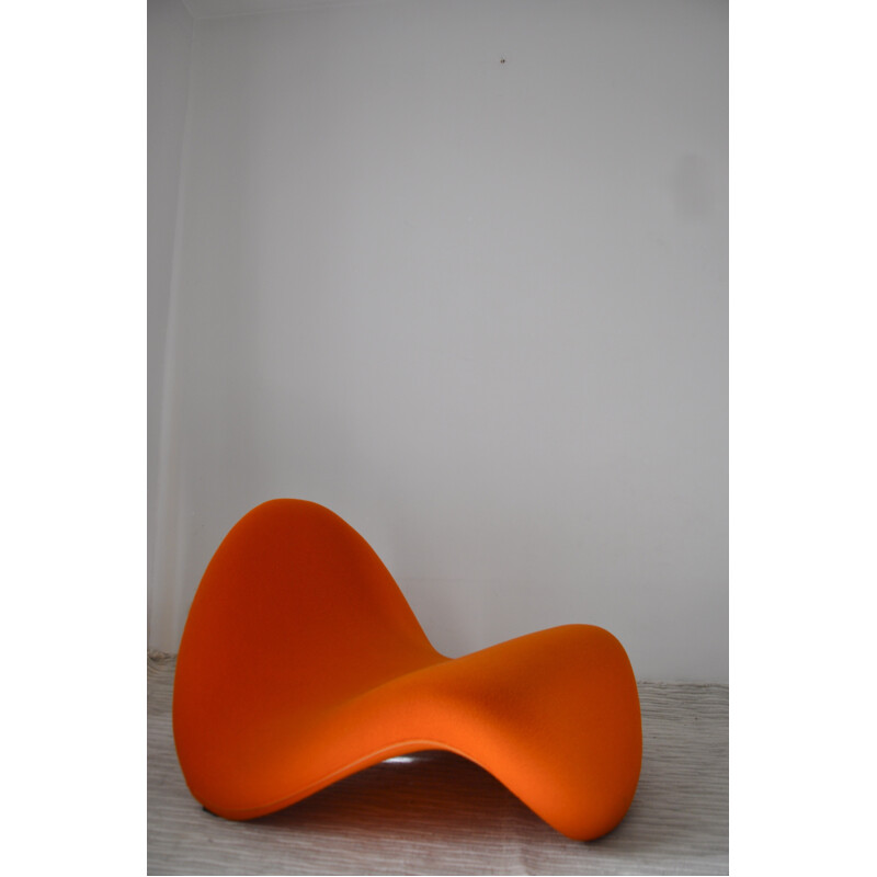 Artifort "Tongue" orange armchair, Pierre PAULIN - 1970s