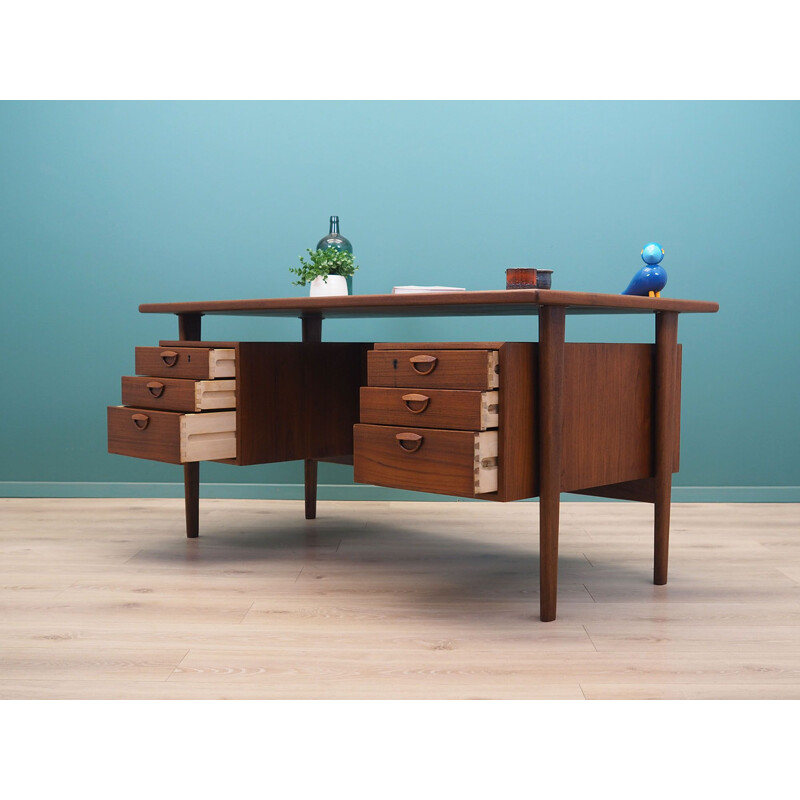 Teak vintage Danish desk by Kai Kristiansen, 1970s