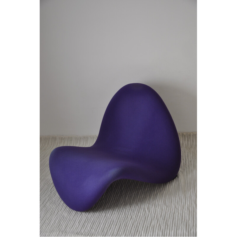 "Tongue" Artifort purple armchair, Pierre PAULIN - 1970s