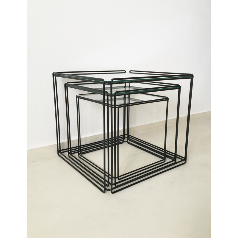 Minimalistic "Isocele" nesting tables, Max SAUZE - 1970s