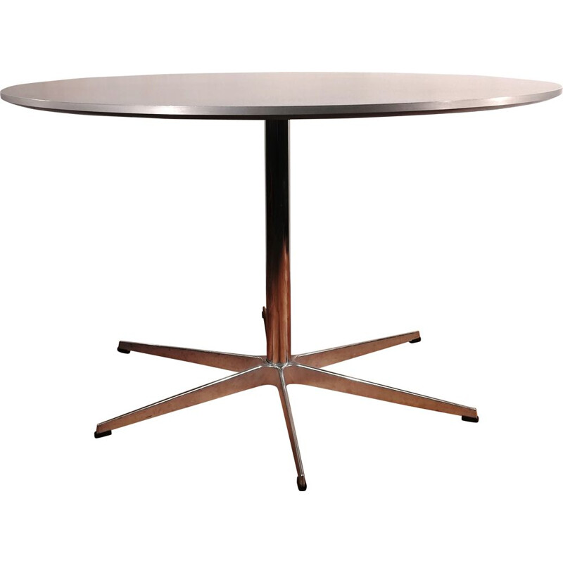 Vintage table by Arne Jacobsen for Fritz Hansen