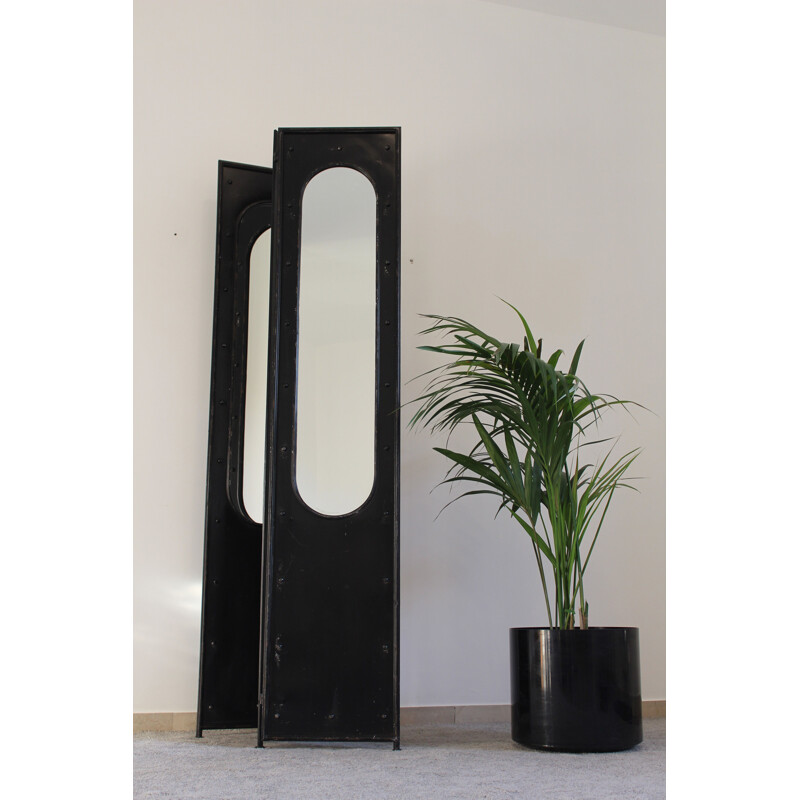 Vintage black lacquered metal screen with 3 doors and mirrors, Italy 1980s