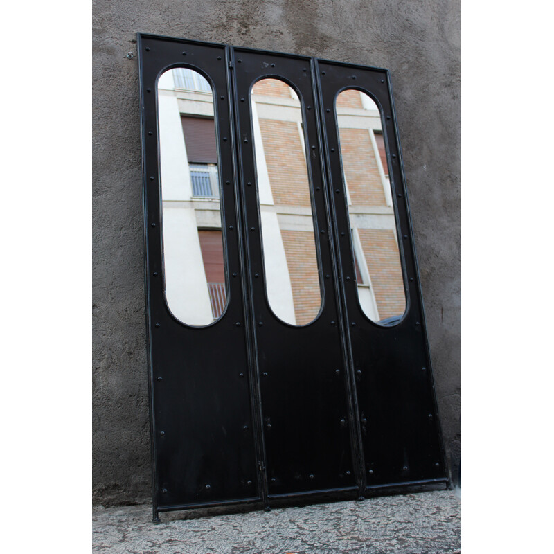 Vintage black lacquered metal screen with 3 doors and mirrors, Italy 1980s