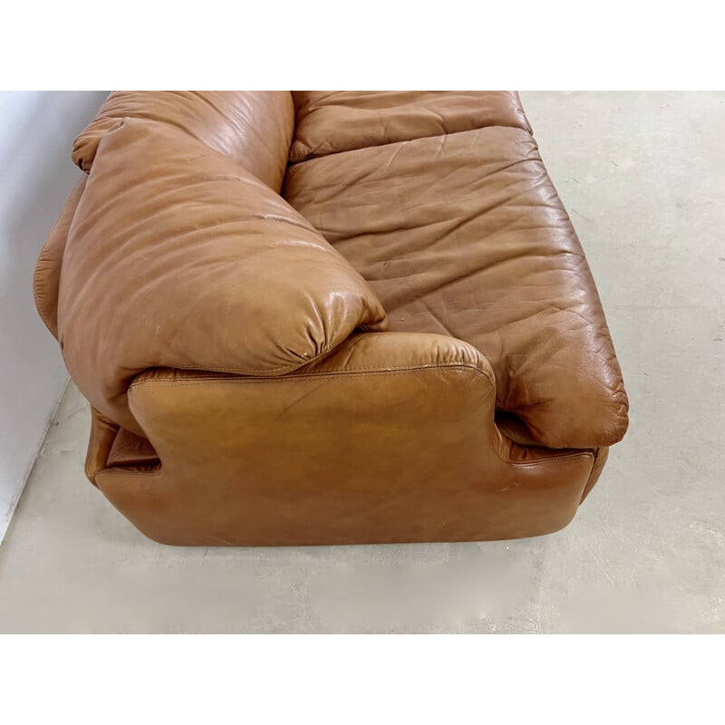 Confidential vintage leather sofa by Alberto Rosselli for Saporiti Italia
