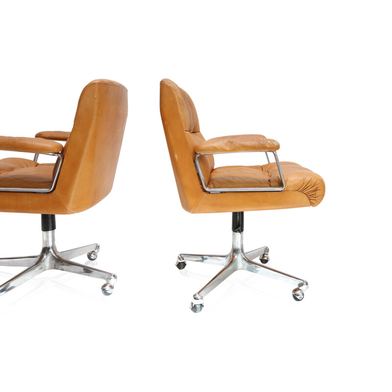 Pair of Tecno swivel armchairs in cognac leather, Osvaldo BORSANI - 1960s