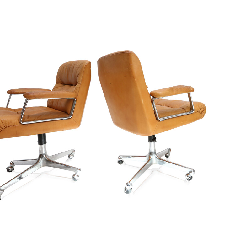 Pair of Tecno swivel armchairs in cognac leather, Osvaldo BORSANI - 1960s