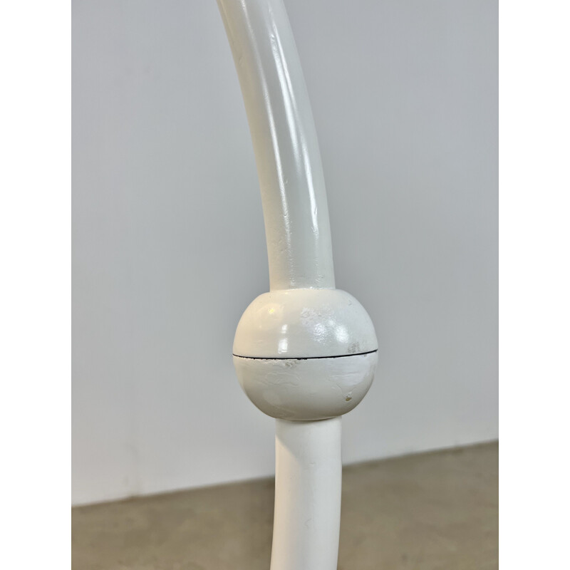 Lampadaire vintage serpente blanc par Elio Martinelli pour Martinelli Luce, 1960