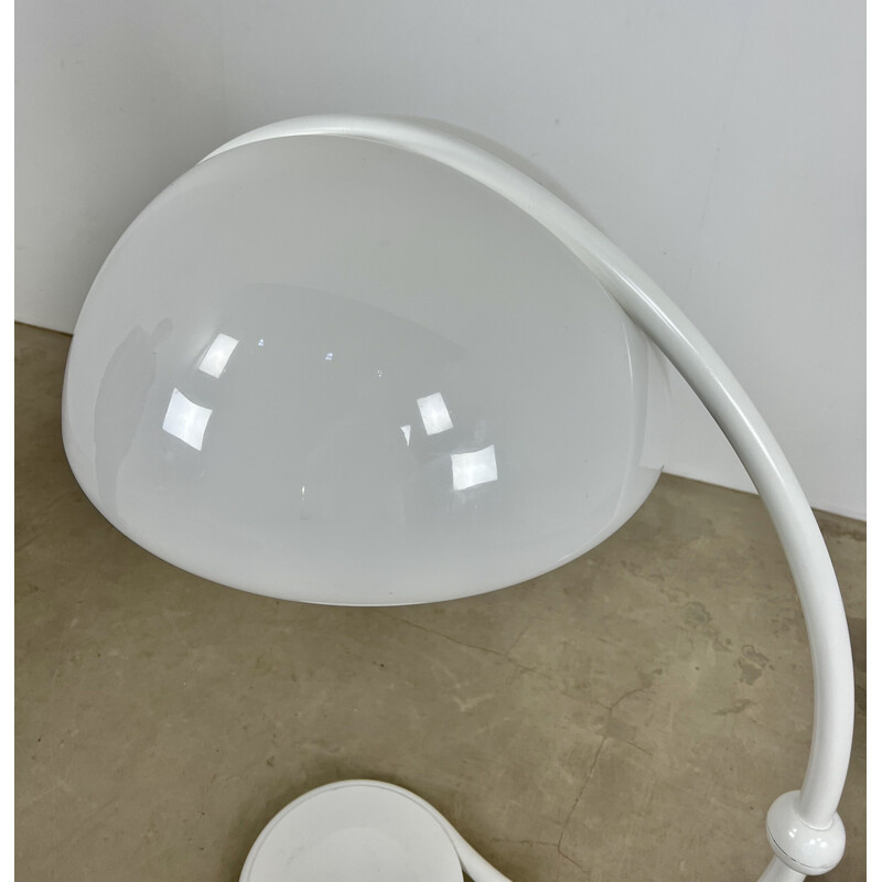 Lampadaire vintage serpente blanc par Elio Martinelli pour Martinelli Luce, 1960