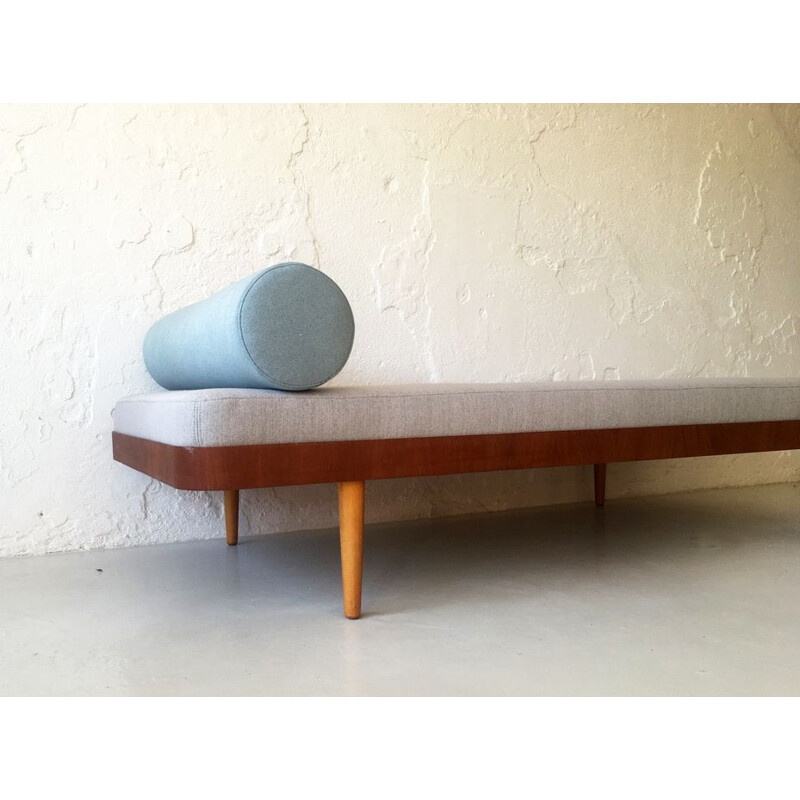 Danish vintage daybed, 1960s