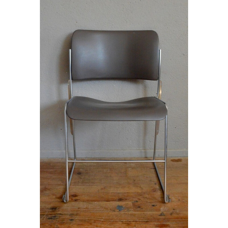 Suite de 4 chaises "40/4" couleur taupe, David ROWLAND - 1960