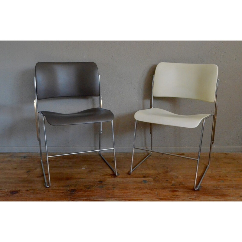 Set of 4 "40/4" chairs in taup color, David ROWLAND - 1960s