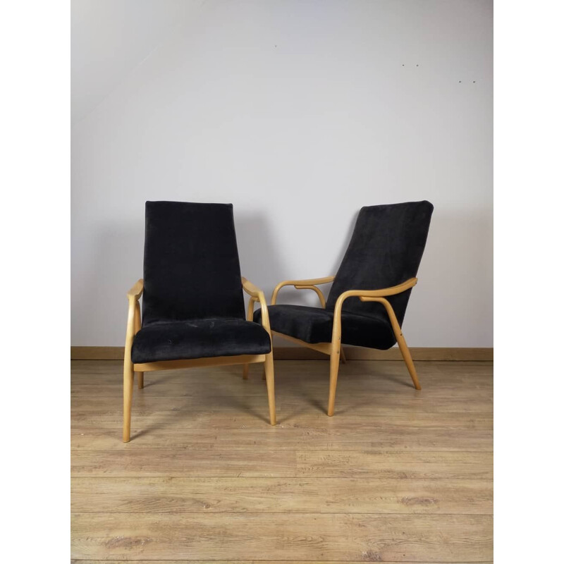 Pair of vintage beechwood armchairs by Antonin Susam for Ton, 1950