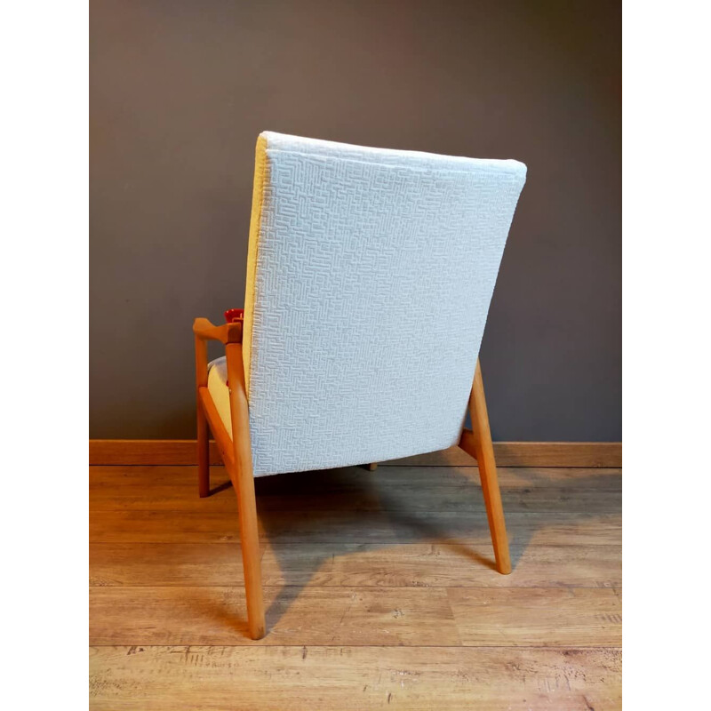 Paar vintage matte gouden eiken fauteuils van Jiri Jiroutek, 1960