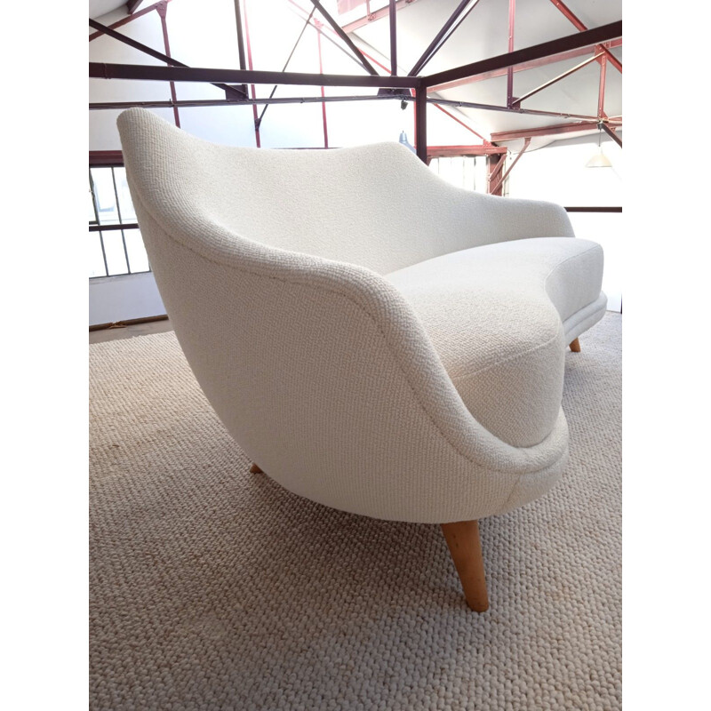 White vintage armchair 3 seats