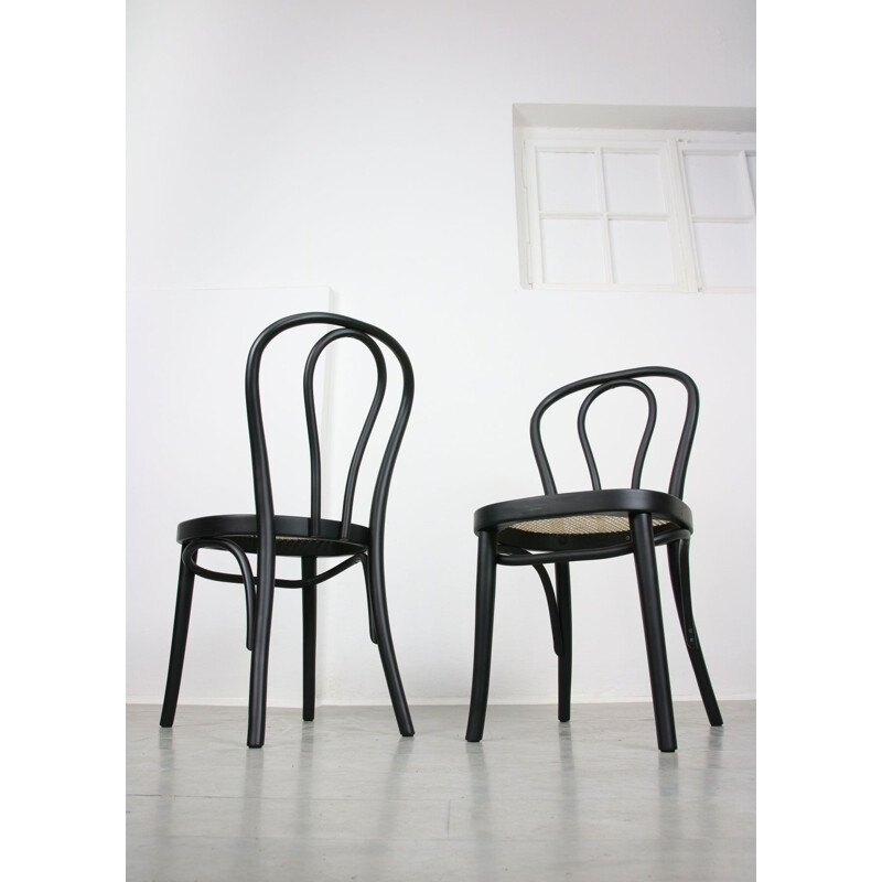 Pair of vintage black chairs by Michael Thonet