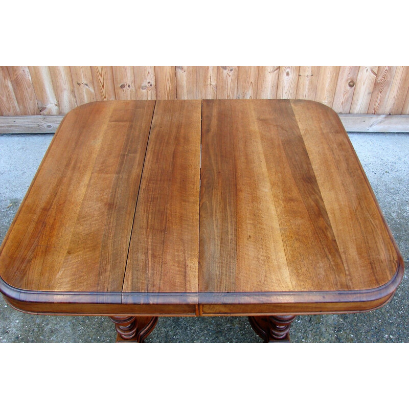 Oakwood vintage table