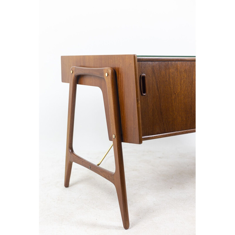 Vintage teak desk by Arne Wahl Iversen for Samcom, 1950