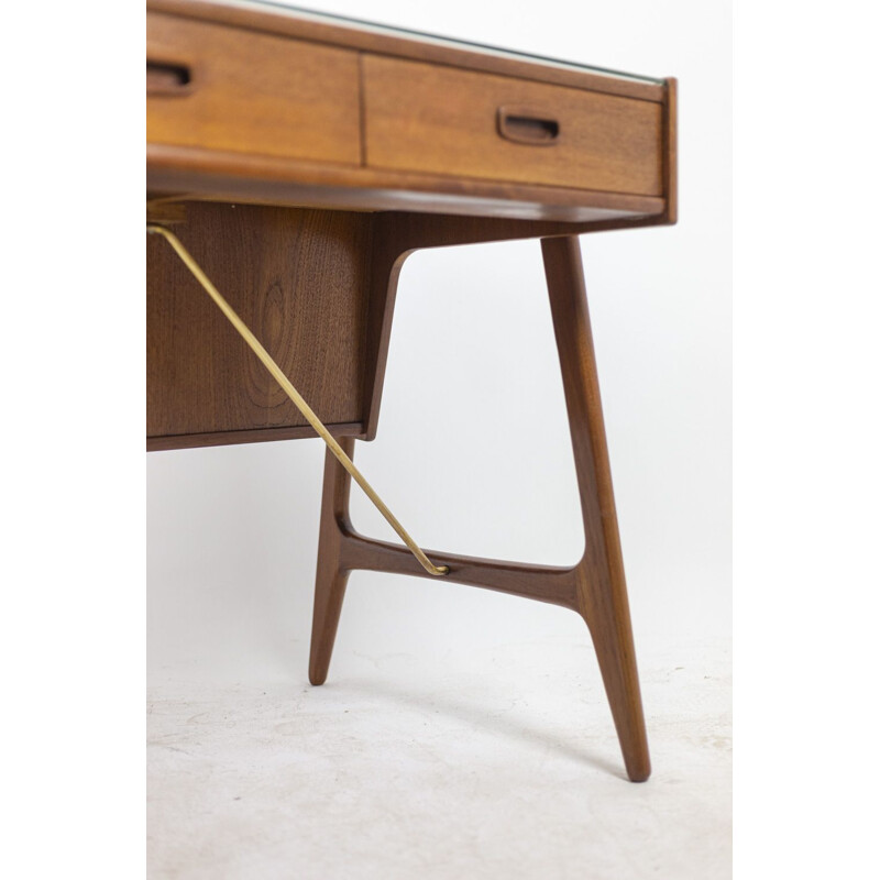 Vintage teak desk by Arne Wahl Iversen for Samcom, 1950