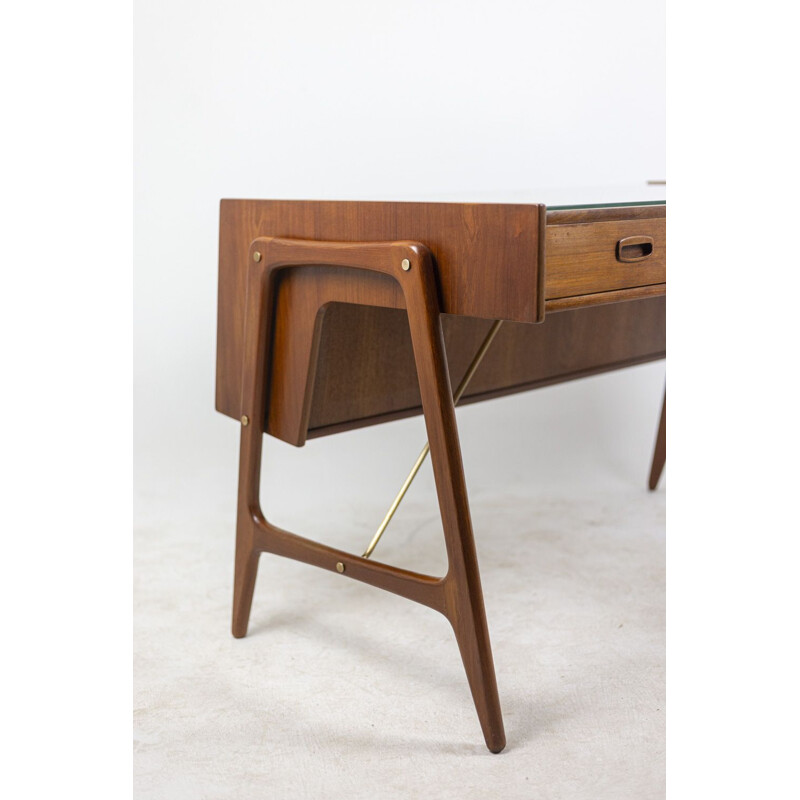 Vintage teak desk by Arne Wahl Iversen for Samcom, 1950