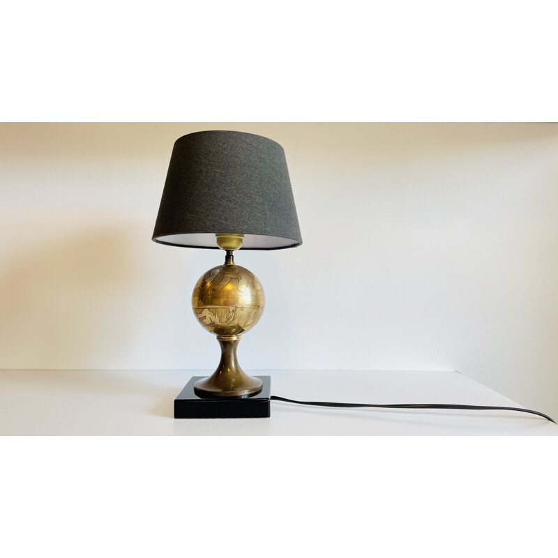 Vintage lamp in brass and lacquered wood