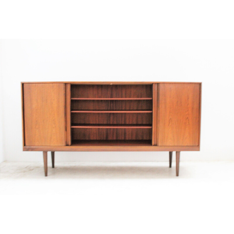 Scandinavian vintage sideboard in rosewood with 4 sliding doors