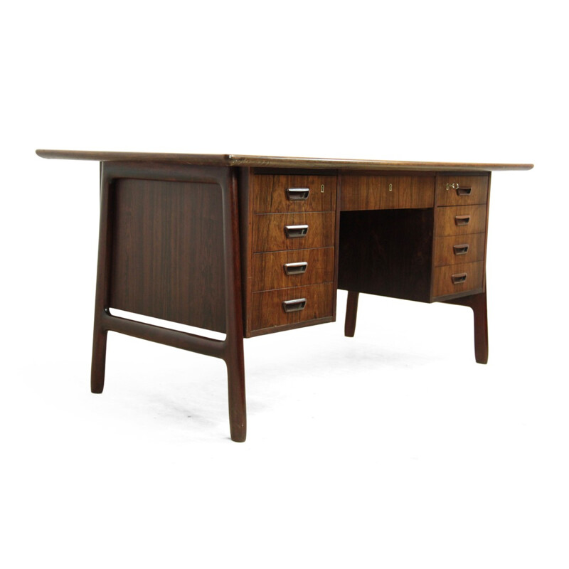 Danish desk in rosewood, Gunni OMANN - 1960s