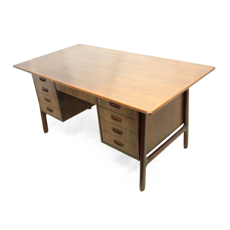 Danish desk in rosewood, Gunni OMANN - 1960s