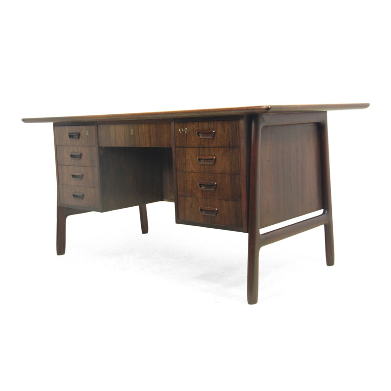 Danish desk in rosewood, Gunni OMANN - 1960s