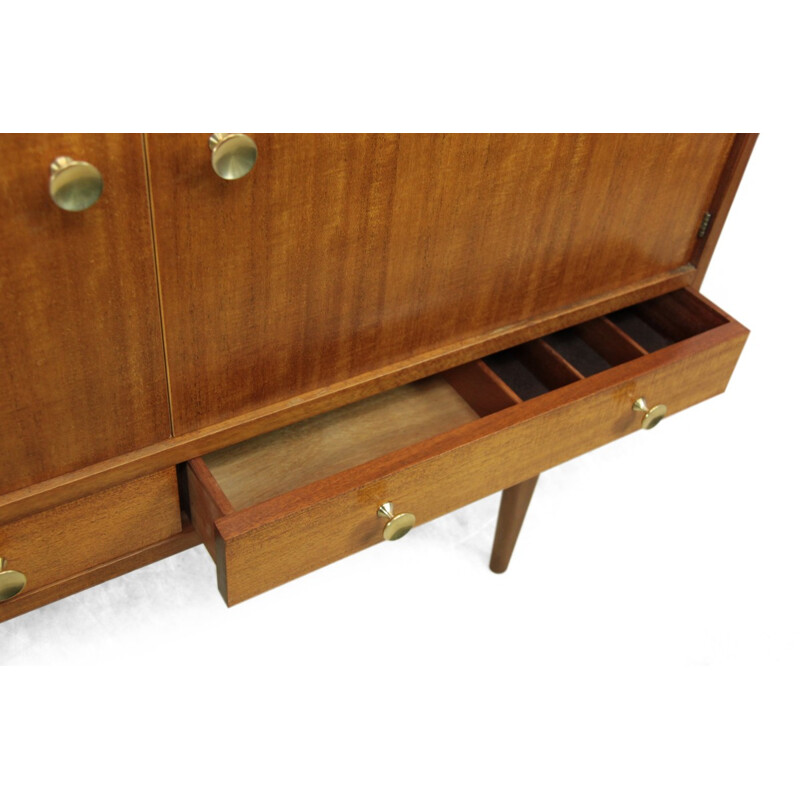 Small mid-century sideboard in mahogany and Indian ficus, Gordon RUSSELL - 1950s