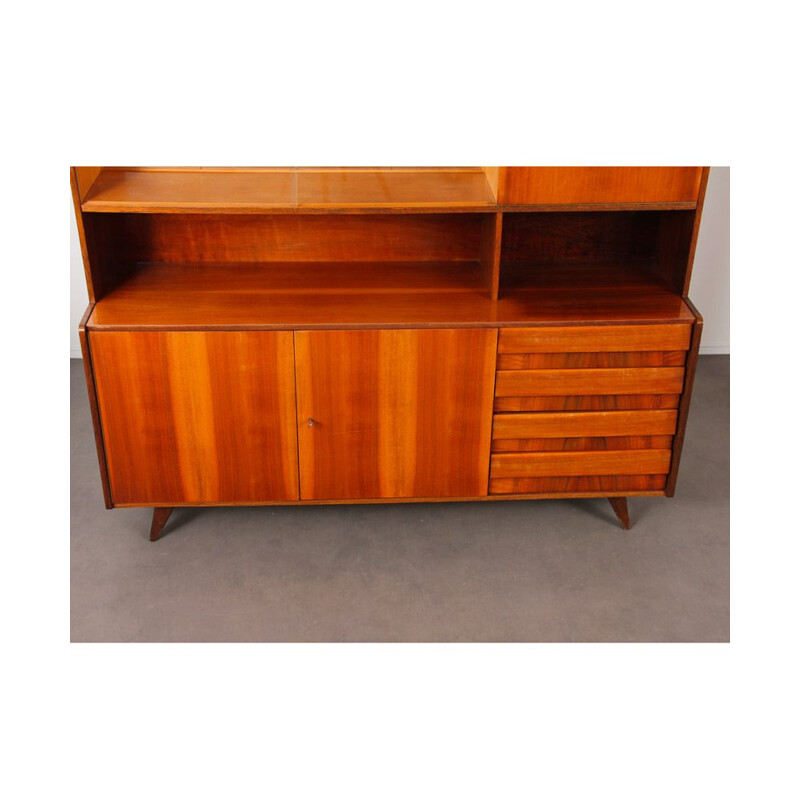 Buffet vintage en bois par Jiroutek pour Interier Praha, 1960