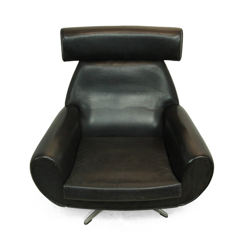 Danish mid-century armchair in black leather - 1960s