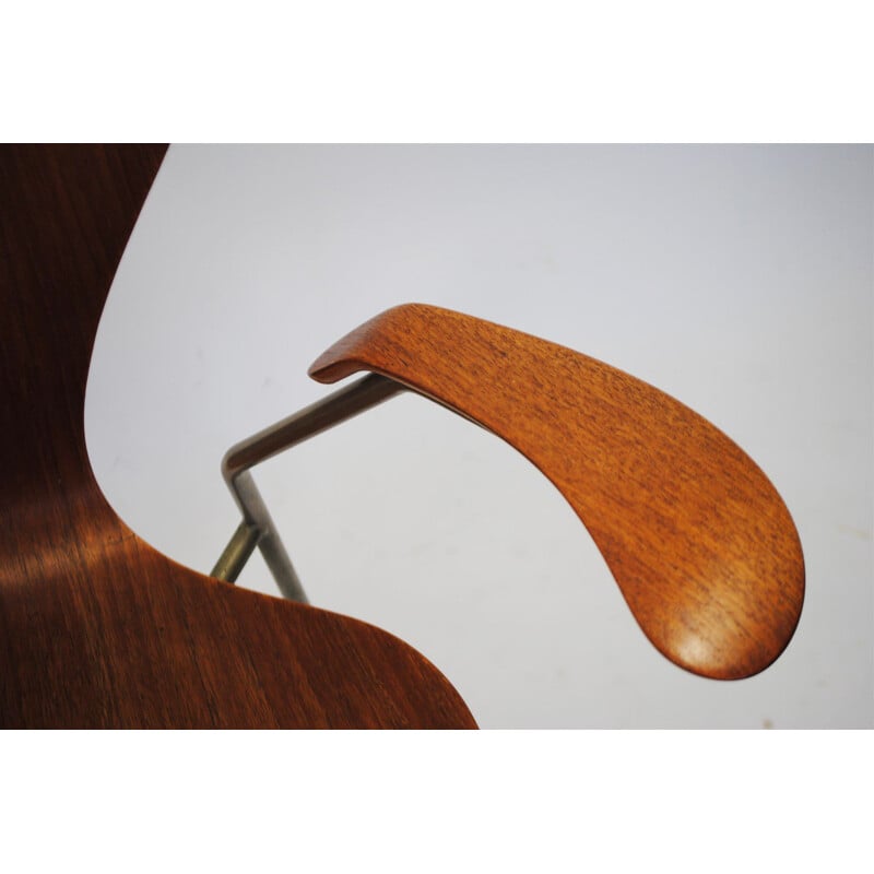 Vintage teak chair by Arne Jacobsen for Fritz Hansen