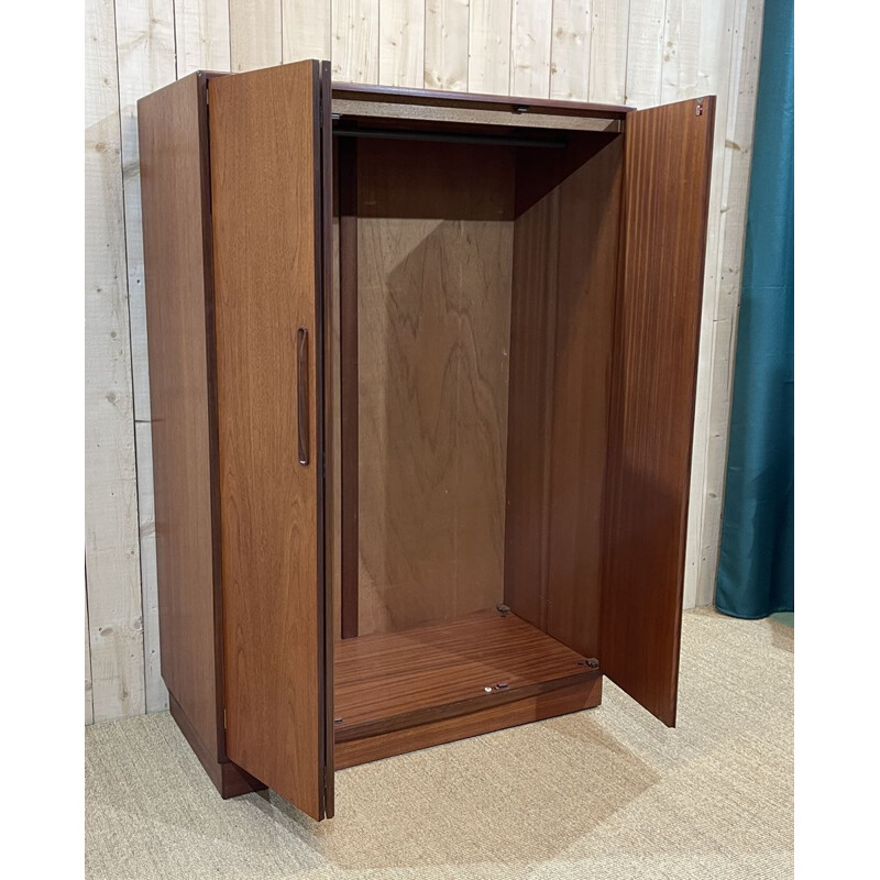 Armoire anglaise vintage G-Plan à 3 portes en teck, 1970