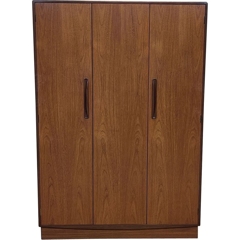 Armoire anglaise vintage G-Plan à 3 portes en teck, 1970