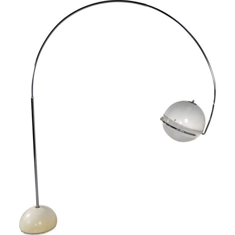 Vintage Focus arc floor lamp by Fabio Lenci for Guzzini, 1970s