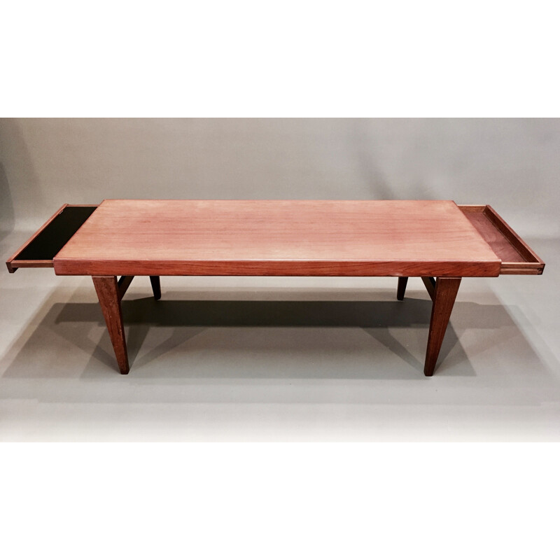 Table basse scandinave vintage teck par Johannes Andersen, 1950