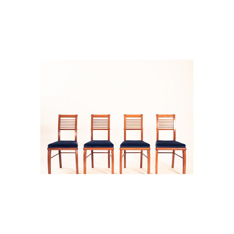 Set of 4 vintage dining room chairs in velvet and wood by Massimo Scioliari for Giorgetti, Italy 1990s