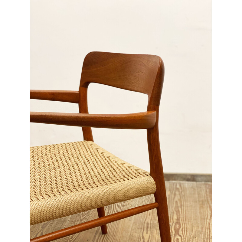 Cadeira de teca Vintage com apoio de braço por Niels O. Møller para J.L. Moller, Dinamarca 1950