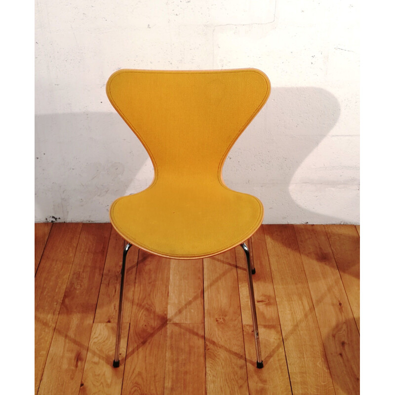 Paire de chaises vintage "fourmi" par Arne Jacobsen pour Fritz Hansen, 1950