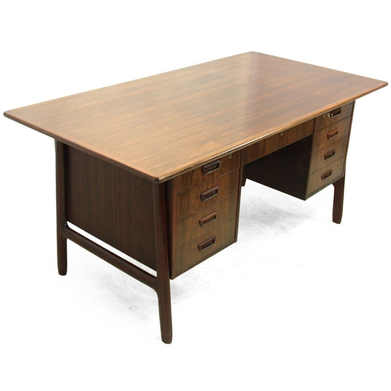 Danish desk in rosewood, Gunni OMANN - 1960s