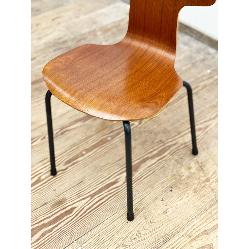 Vintage-Kinderstuhl aus Teakholz von Arne Jacobsen für Fritz Hansen, Dänemark