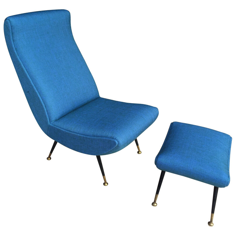 Fauteuil italien avec son ottoman en tissu bleu et laiton - 1950