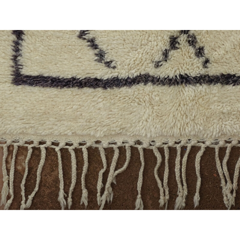 Vintage Berber carpet in natural wool, Morocco