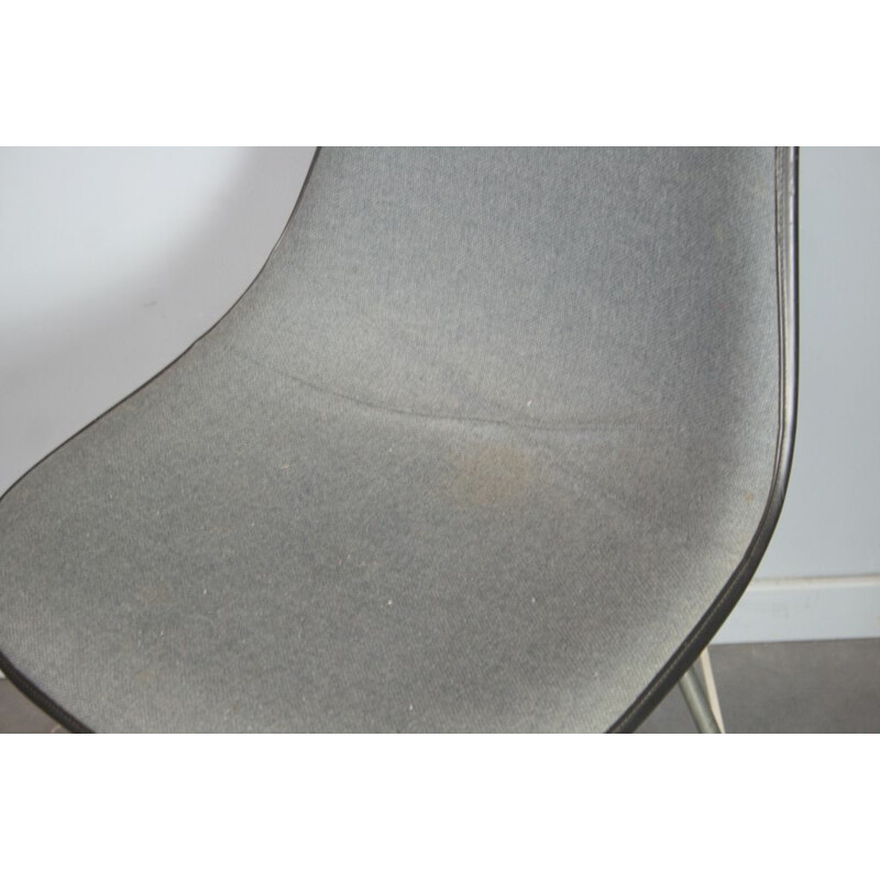 Vintage Dsx chair in black fibre and grey fabric by Charles & Ray Eames for Herman Miller