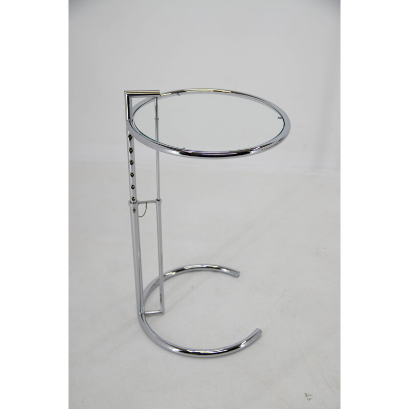 Table d'appoint réglable vintage en chrome et cristal par Eileen Gray