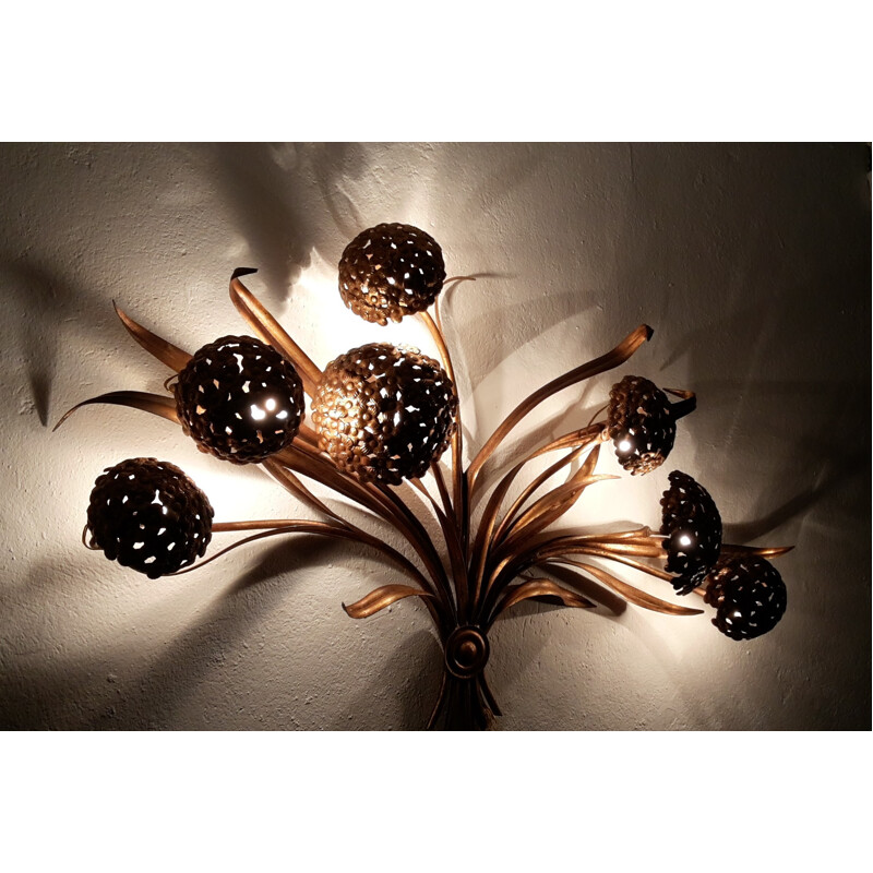 Mid-century floral wall lamp in brass - 1970s